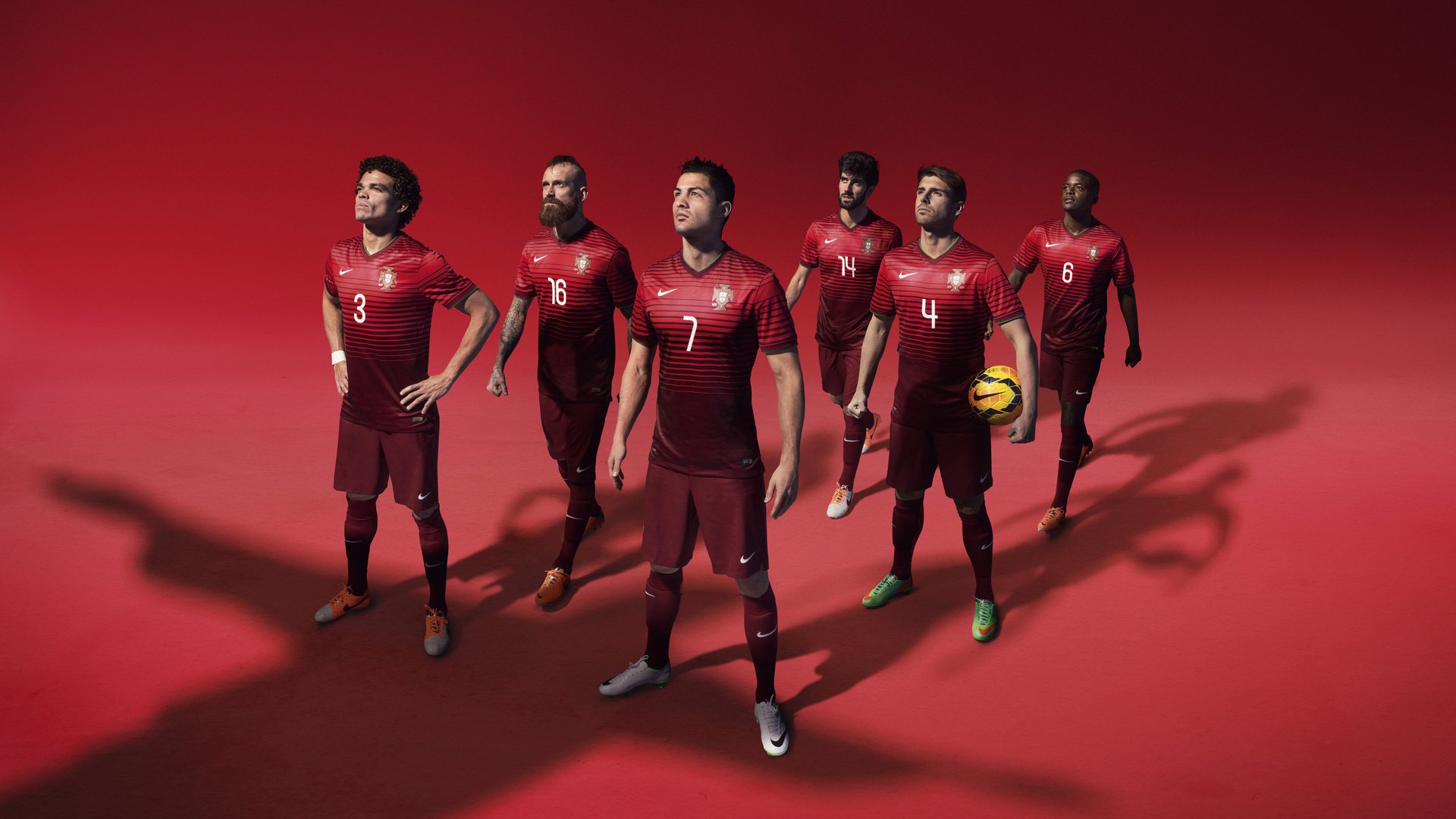 世界杯现场高潮不断：奇迹瞬间点燃全场热情，世界杯超燃视频