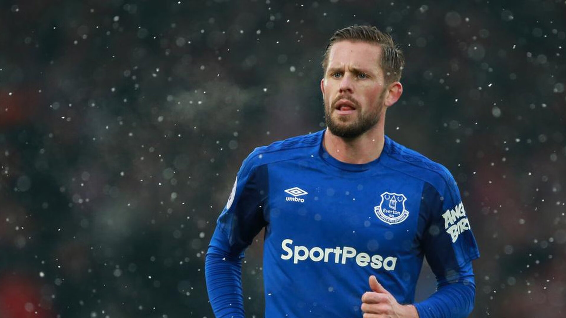 达里尔·基：他用强大的防守能力帮助全黑队在场上占据主动，达里尔哥哥